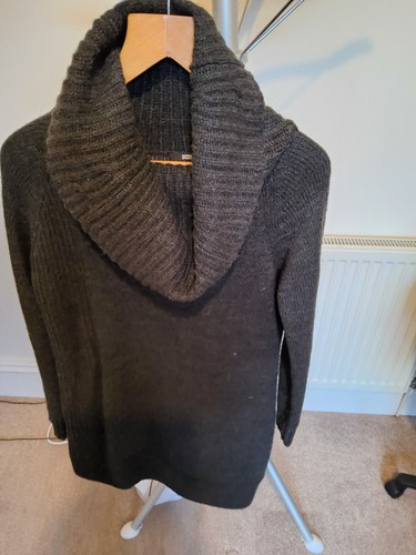 Marks and spensers - marks, medium