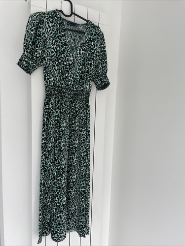 Marks and spenser - marks, size